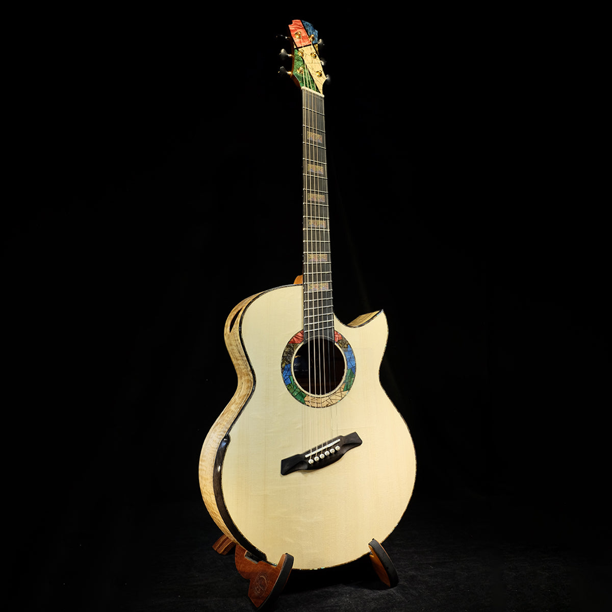 Blue Label | SJ Swiss Moon Tibetan Spalted Maple Fan Fret | #148 Hold