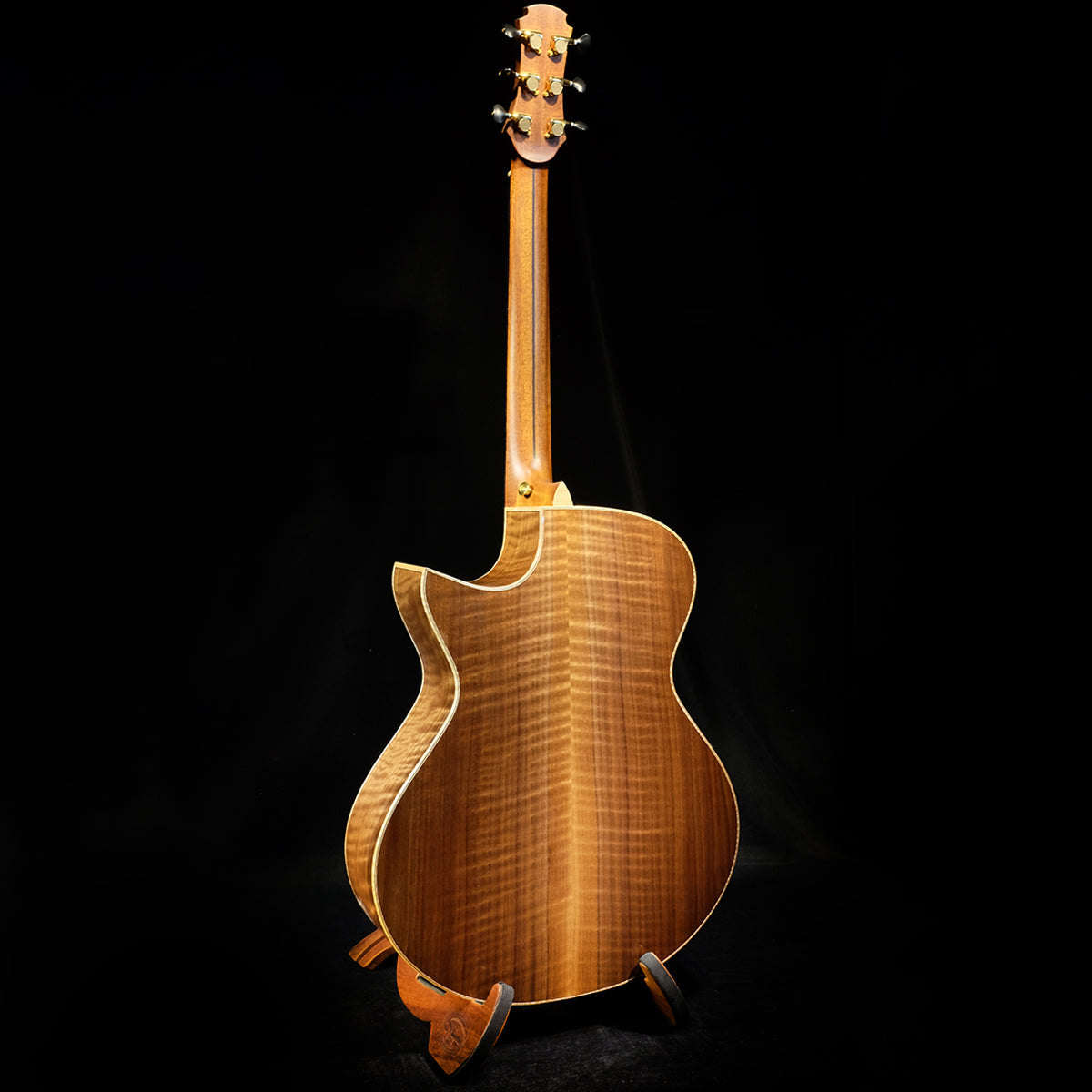 Blue Label | MJ Torrefied Red Cedar Flamed Walnut #163 | Hold