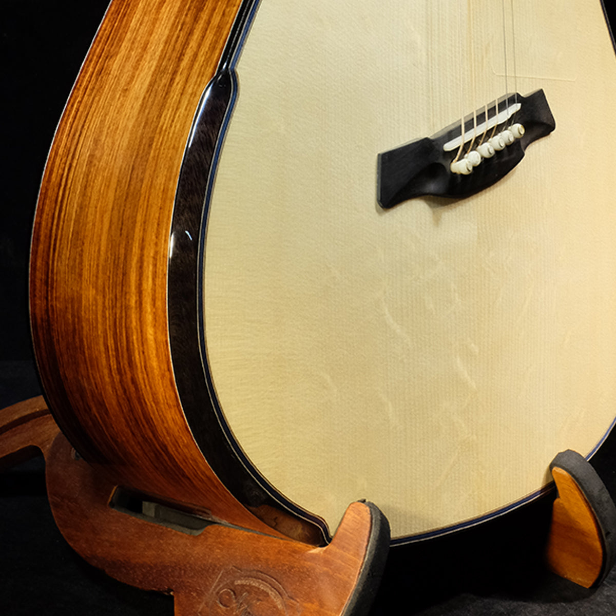 Blue Label | MD Swiss Spruce Mexican Granadilo Fan Fret | #189 BRICKHOUSE