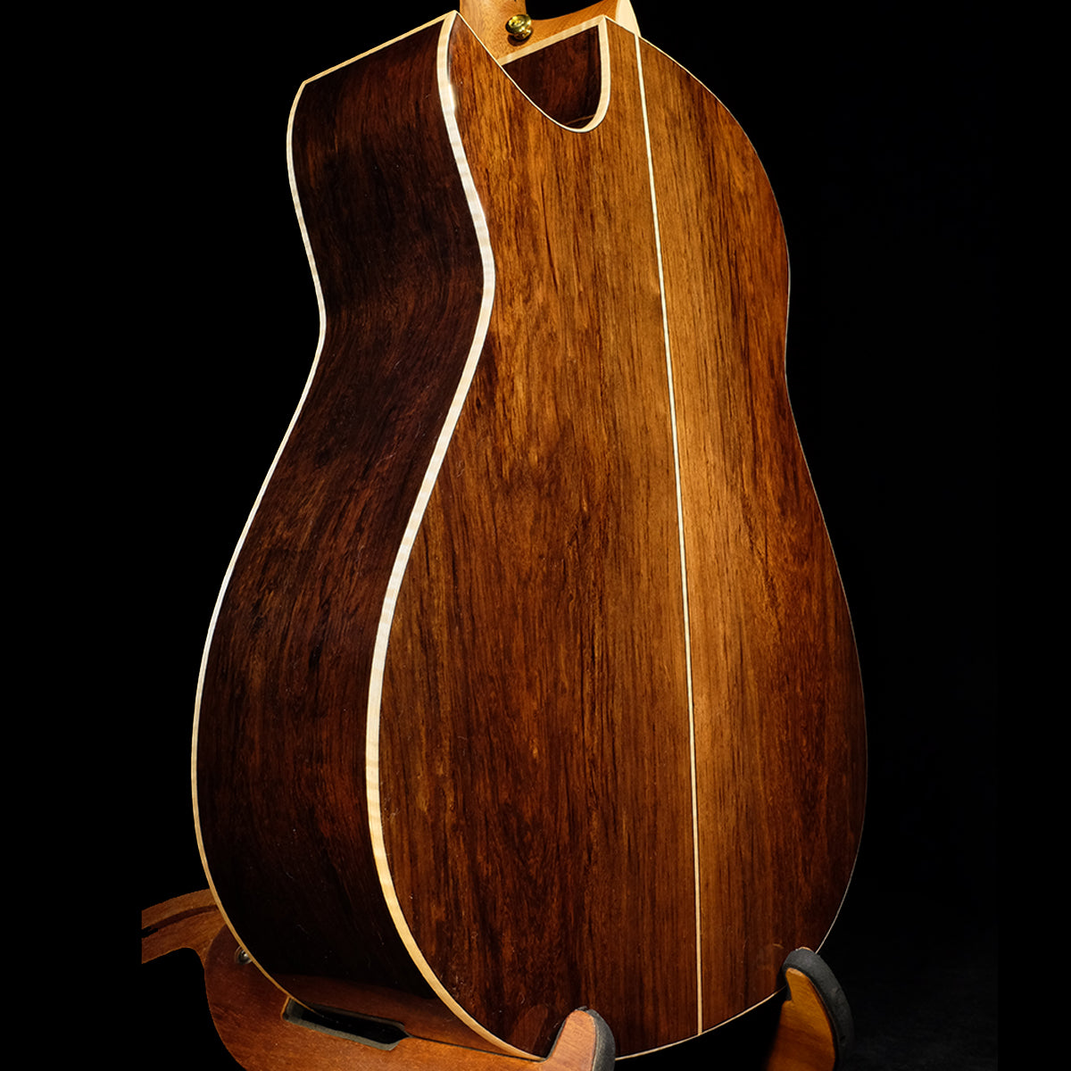 Blue Label | MD Adirondack Madagascar Rosewood | #201 Hold