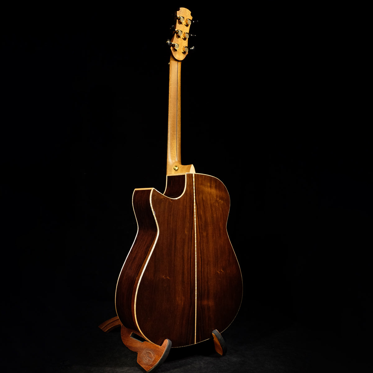 Blue Label | MD Swiss Moon Madagascar Rosewood Fan Fret | #202 SixStrings Collective UK