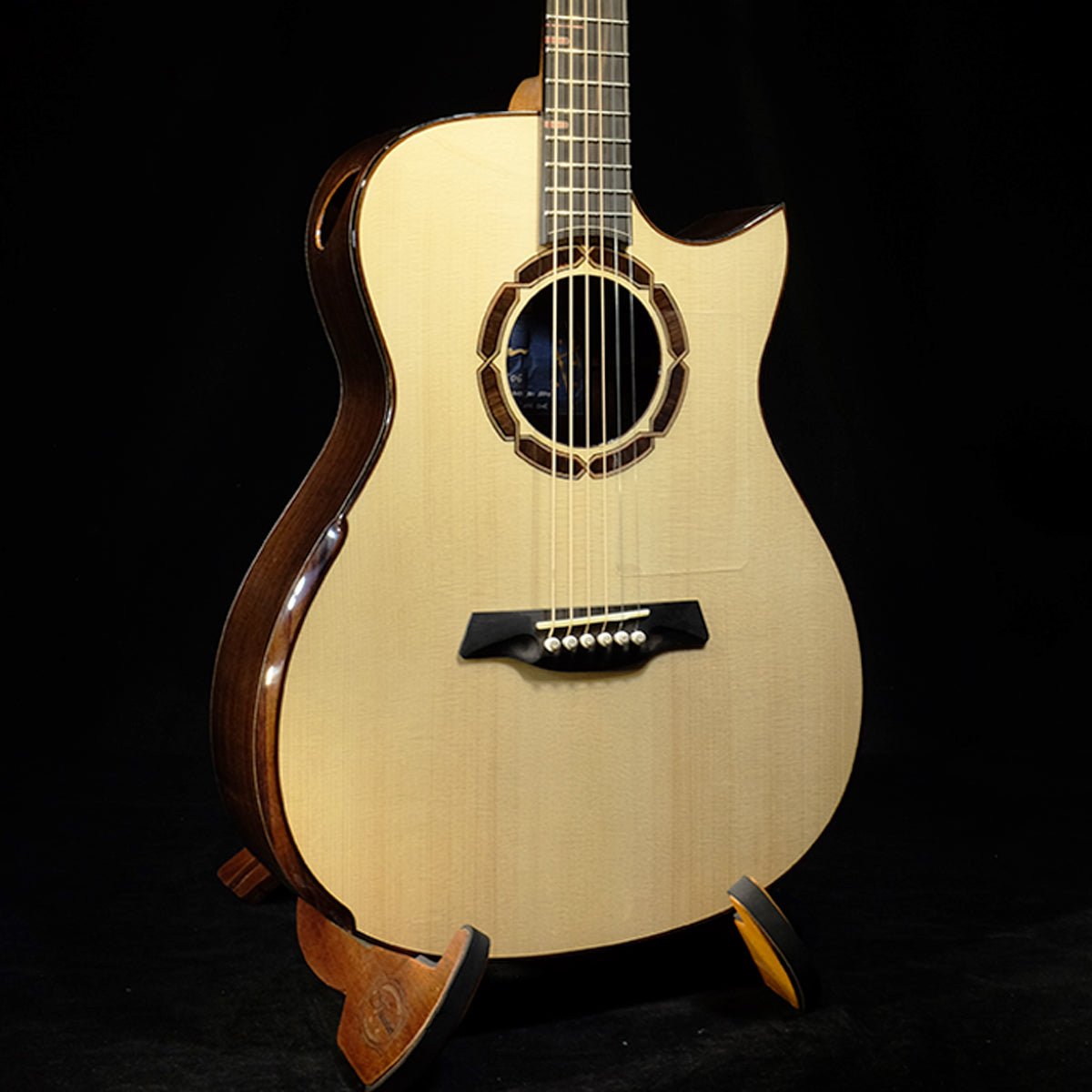 Blue Label | Deep OM Swiss Moon Indian Rosewood #6 | Hold