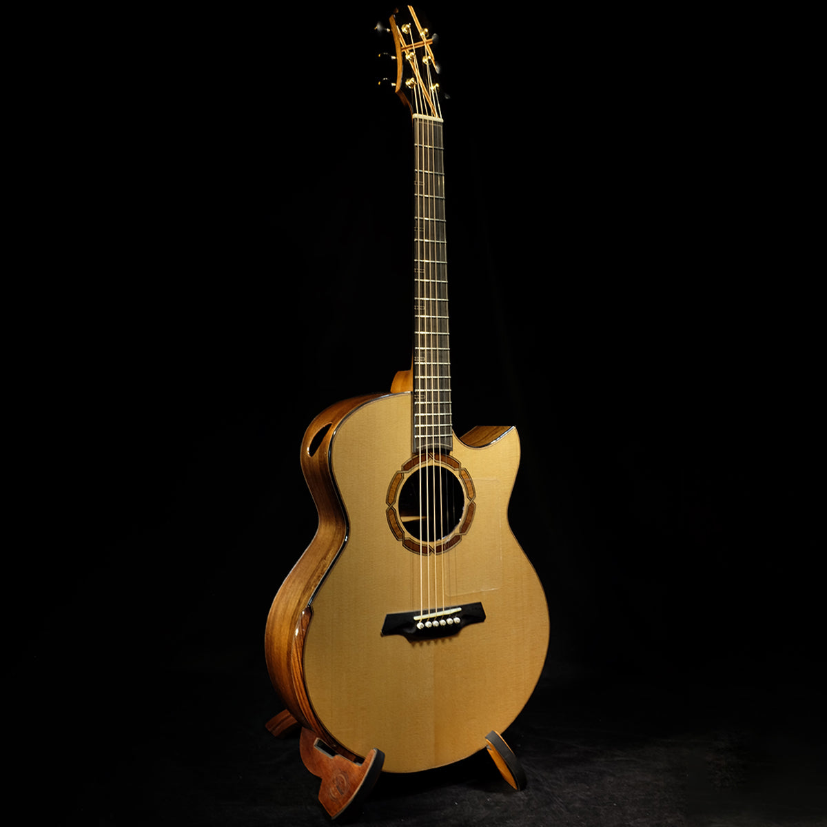 Blue Label | SJ Sitka Madagascar Rosewood | #19 Hold