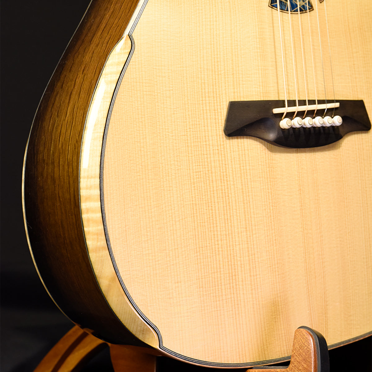 Blue Label | Deep OM Adirondack Ancient Bog Oak #151 | Hold