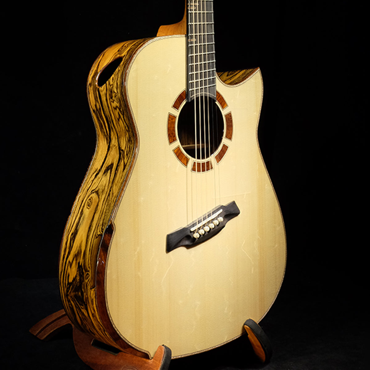 Blue Label | MD Torrefied Swiss Moon Mexican Bocote Fan Fret | #198 Hold