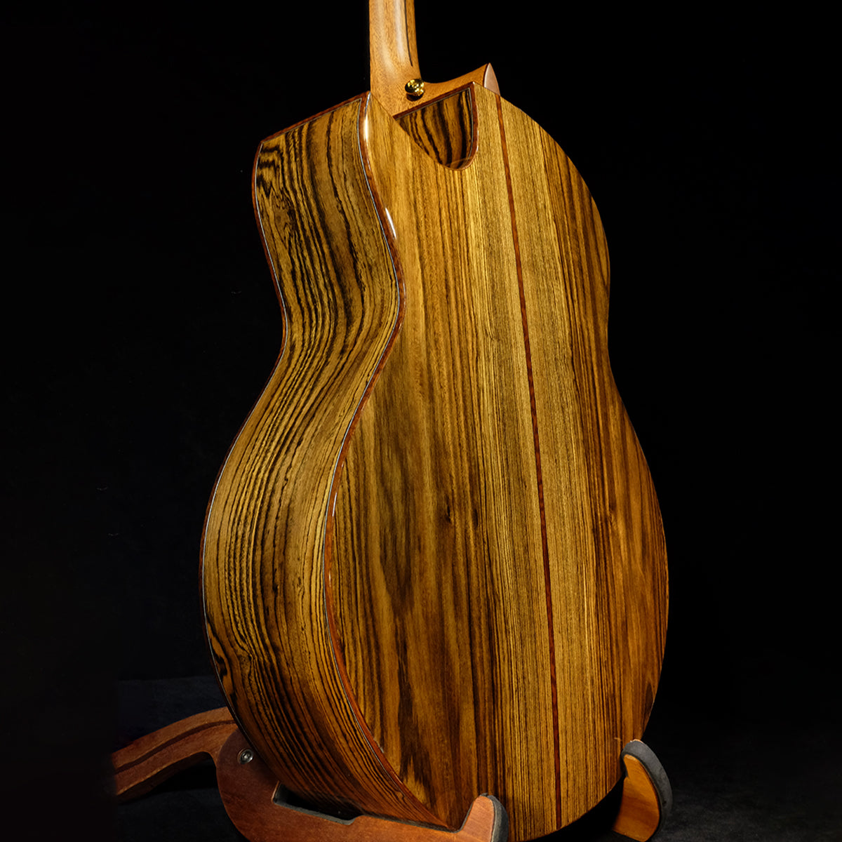 Blue Label | SJ Torrefied Swiss Mexican Bocote Fan Fret | #200 Hold