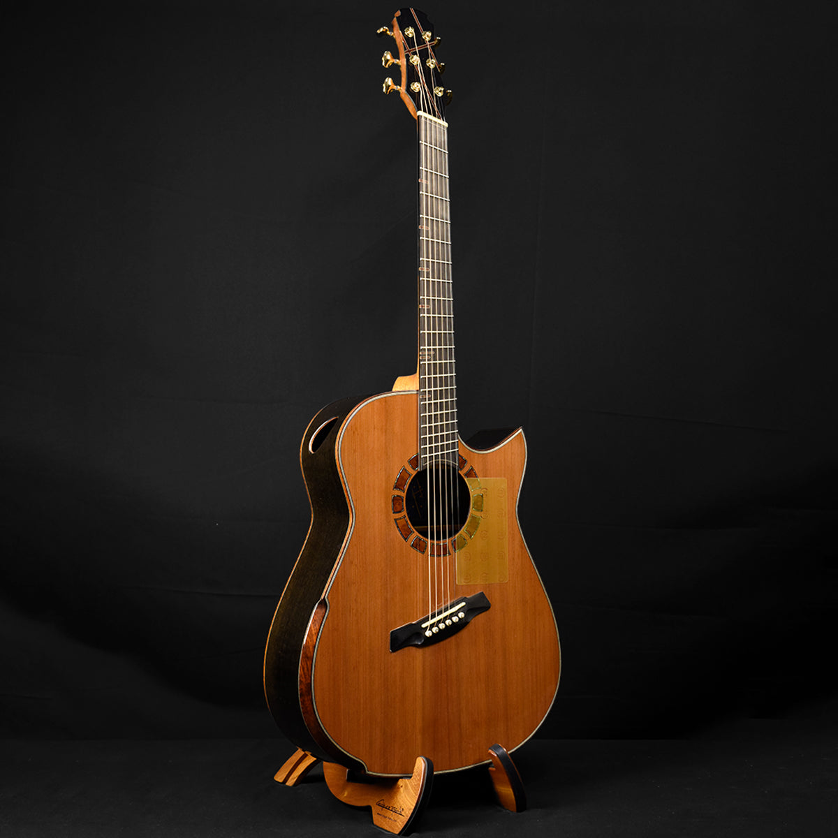 Blue Label | MD Sinker Redwood Ancient Bog Oak #206 | Fan Fret Hold