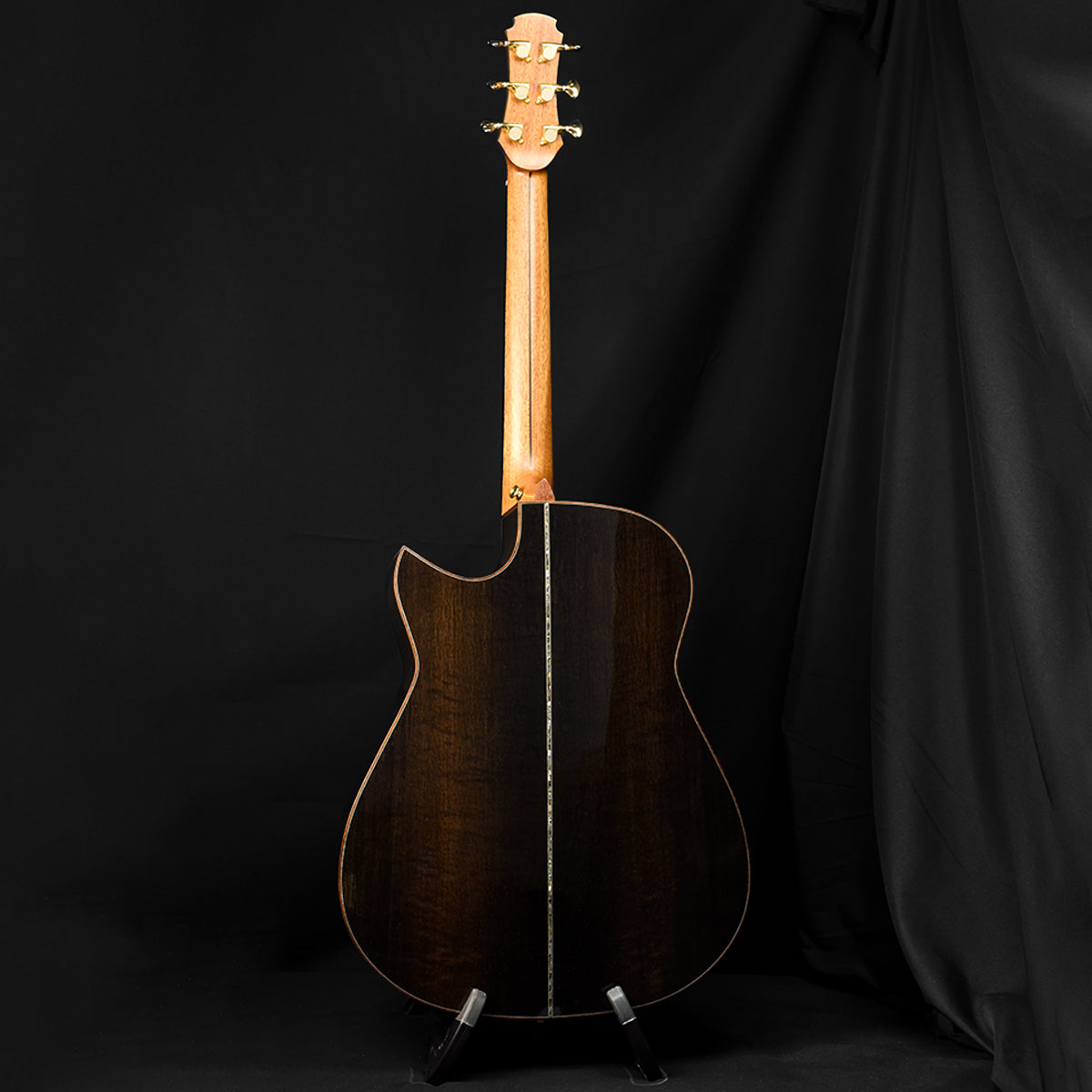 Blue Label | MD Sinker Redwood Ancient Bog Oak #206 | Fan Fret Hold