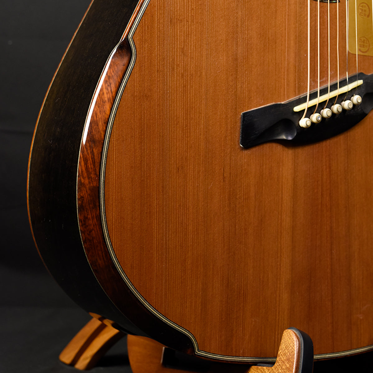 Blue Label | MD Sinker Redwood Ancient Bog Oak #206 | Fan Fret Hold