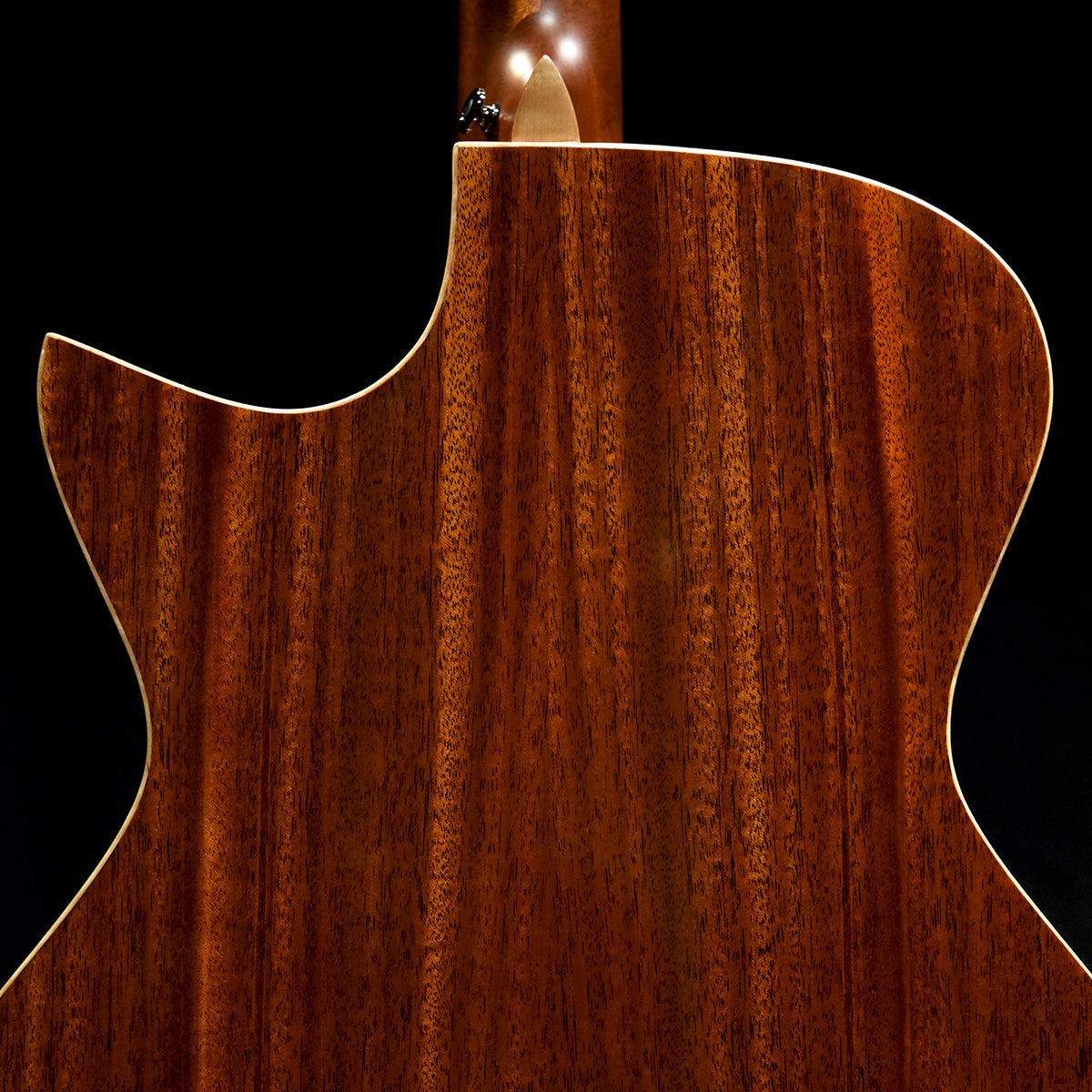 Black Label | MJ Red Cedar African Mahogany