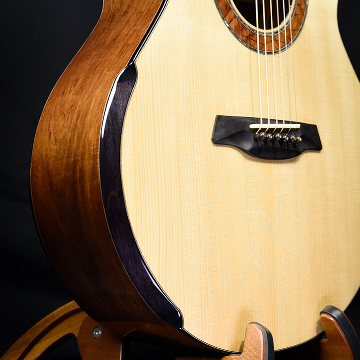 Blue Label | SJ Torrefied Adirondack Madagascar Rosewood Falcate | #225 GuitartoGo