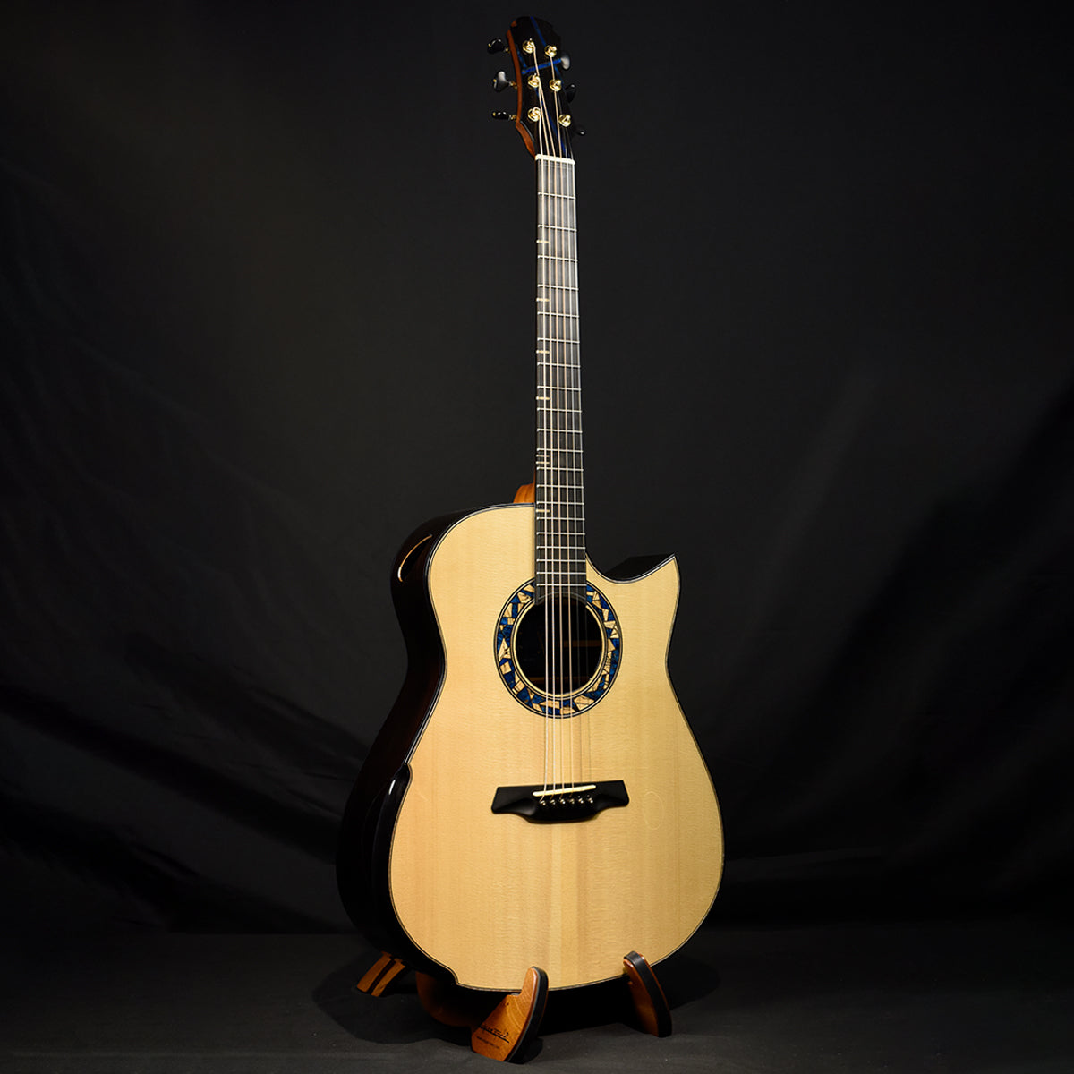 Blue Label | MD Torrefied Swiss Moon African Blackwood | #229 Hold