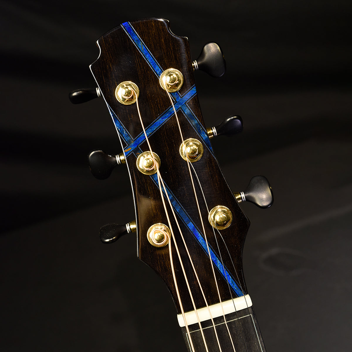Blue Label | MD Torrefied Swiss Moon African Blackwood | #229 Hold