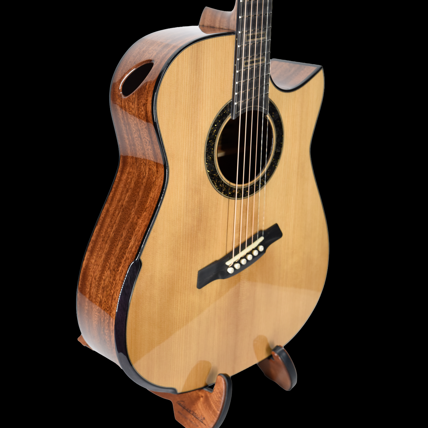 Gold Label | MD Adirondack Mahogany Fanned Fret | Hold