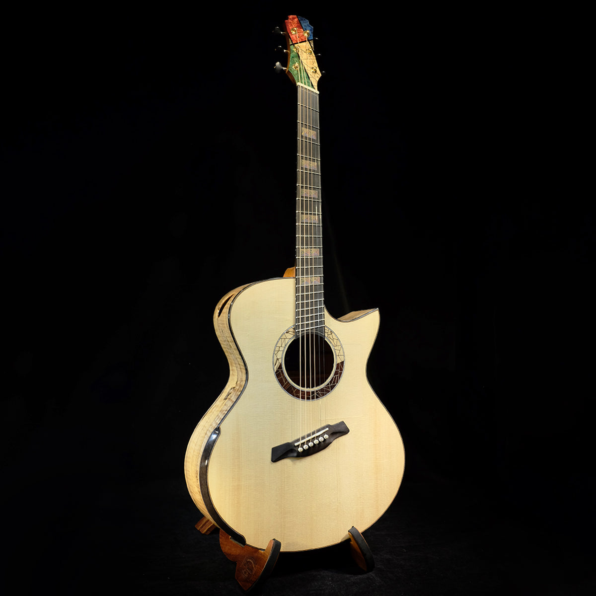 Blue Label | MJ Swiss Moon Flamed Tibetian Maple | #47 Hold