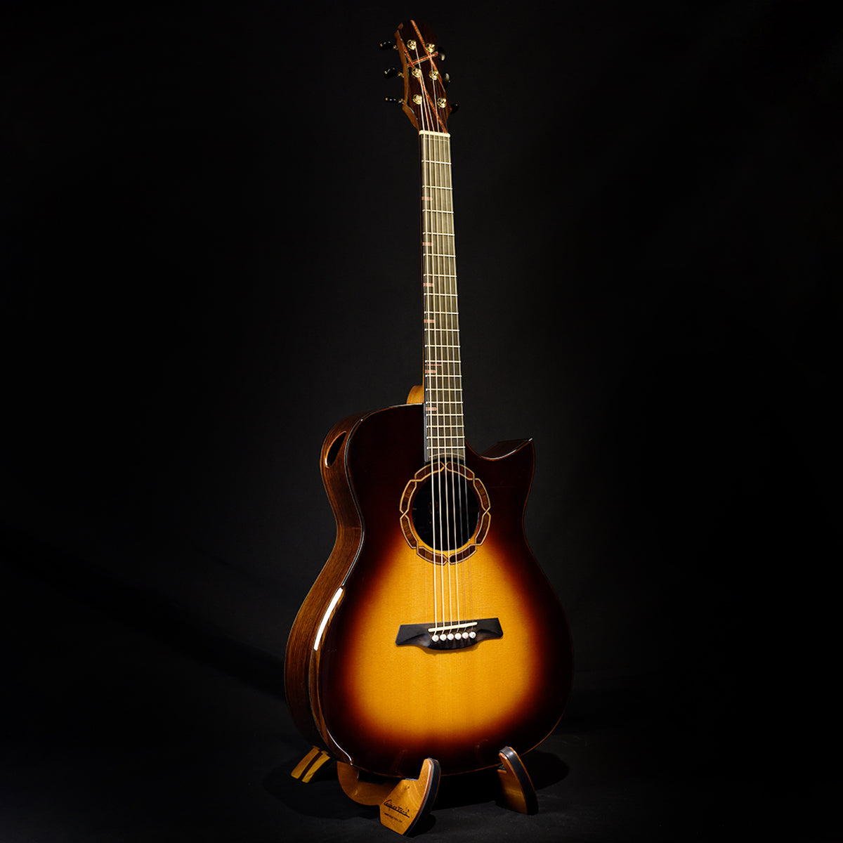 Blue Label | Deep OM Sitka Indian Rosewood #5 | Sunburst Hold