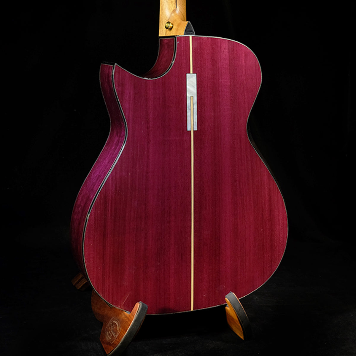 Blue Label | Deep OM Swiss Moon Purpleheart #81 | Hold