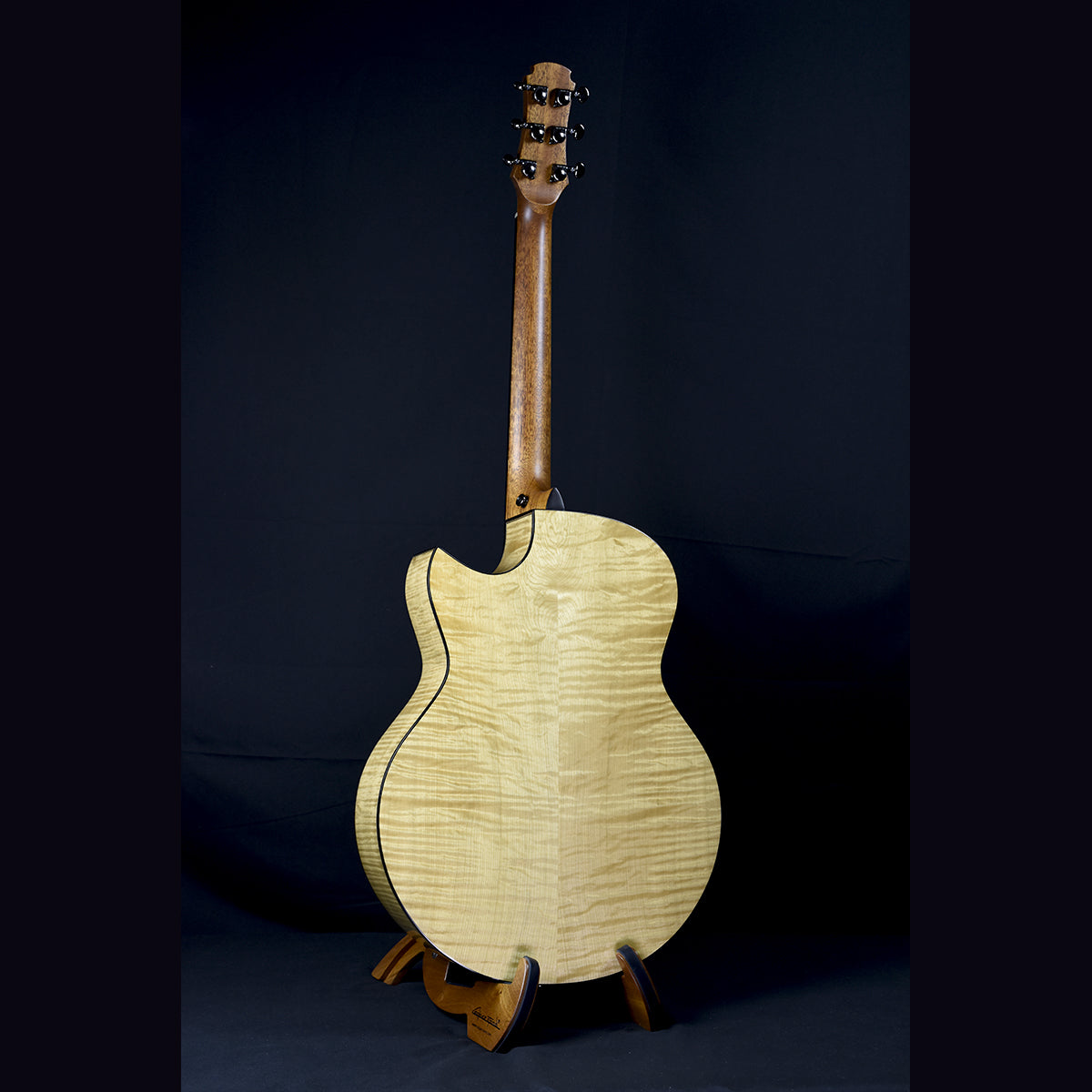 Black Label | SJ Sitka Spruce Flamed Maple