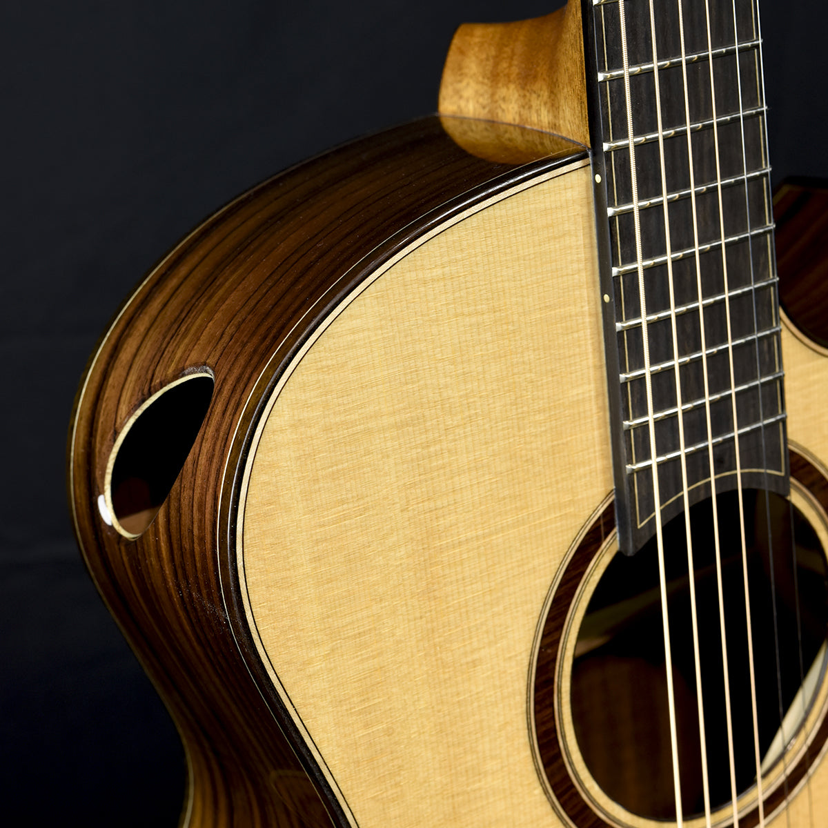 Black Label | SJ Sitka Spruce Indian Rosewood