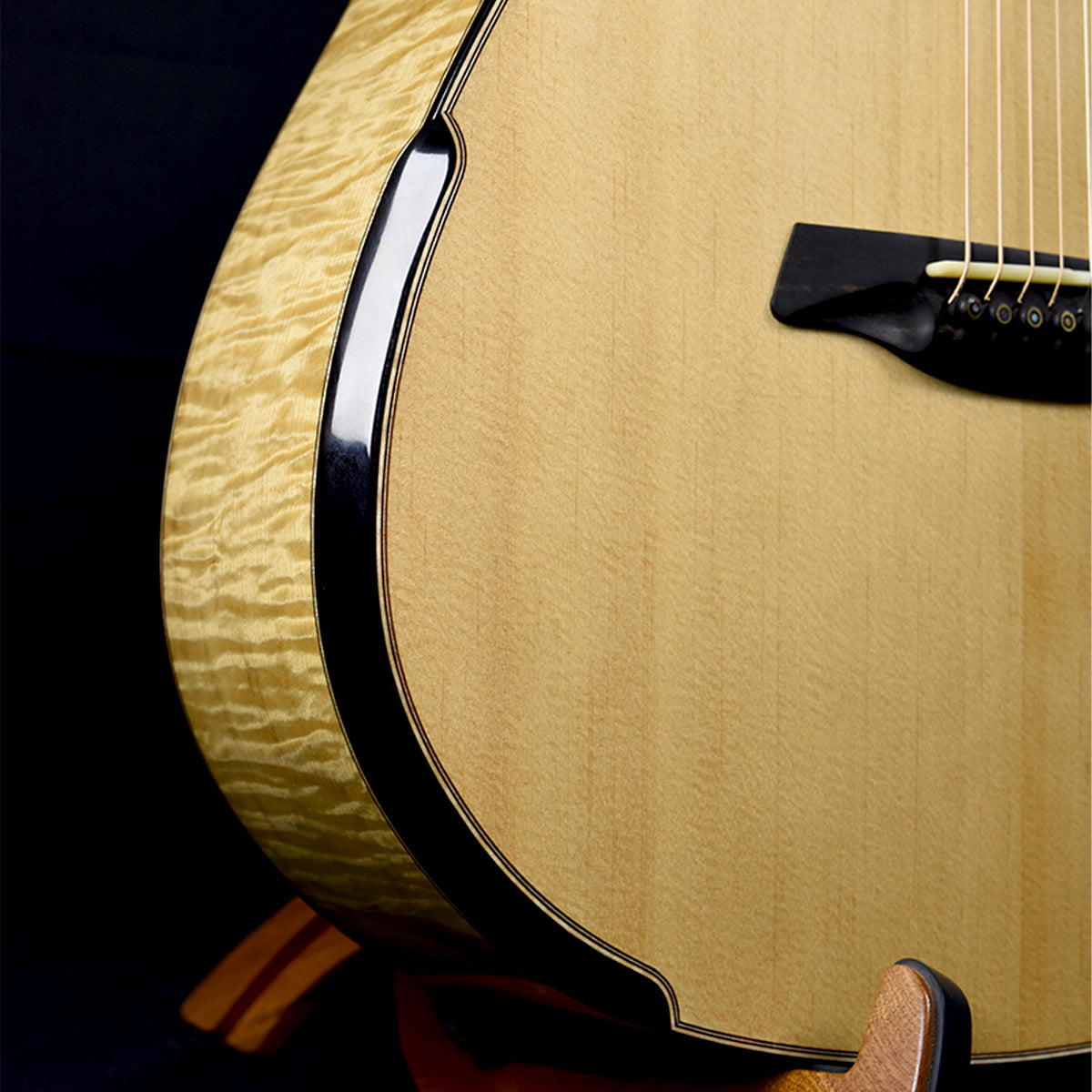 Black Label | MD Sitka Spruce Flamed Maple