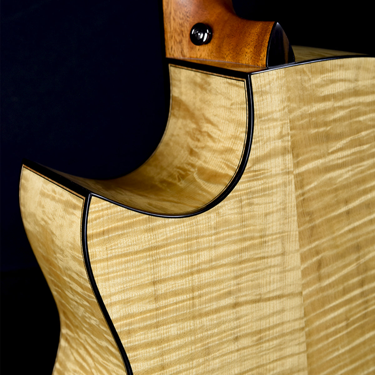 Black Label | MD Sitka Spruce Flamed Maple