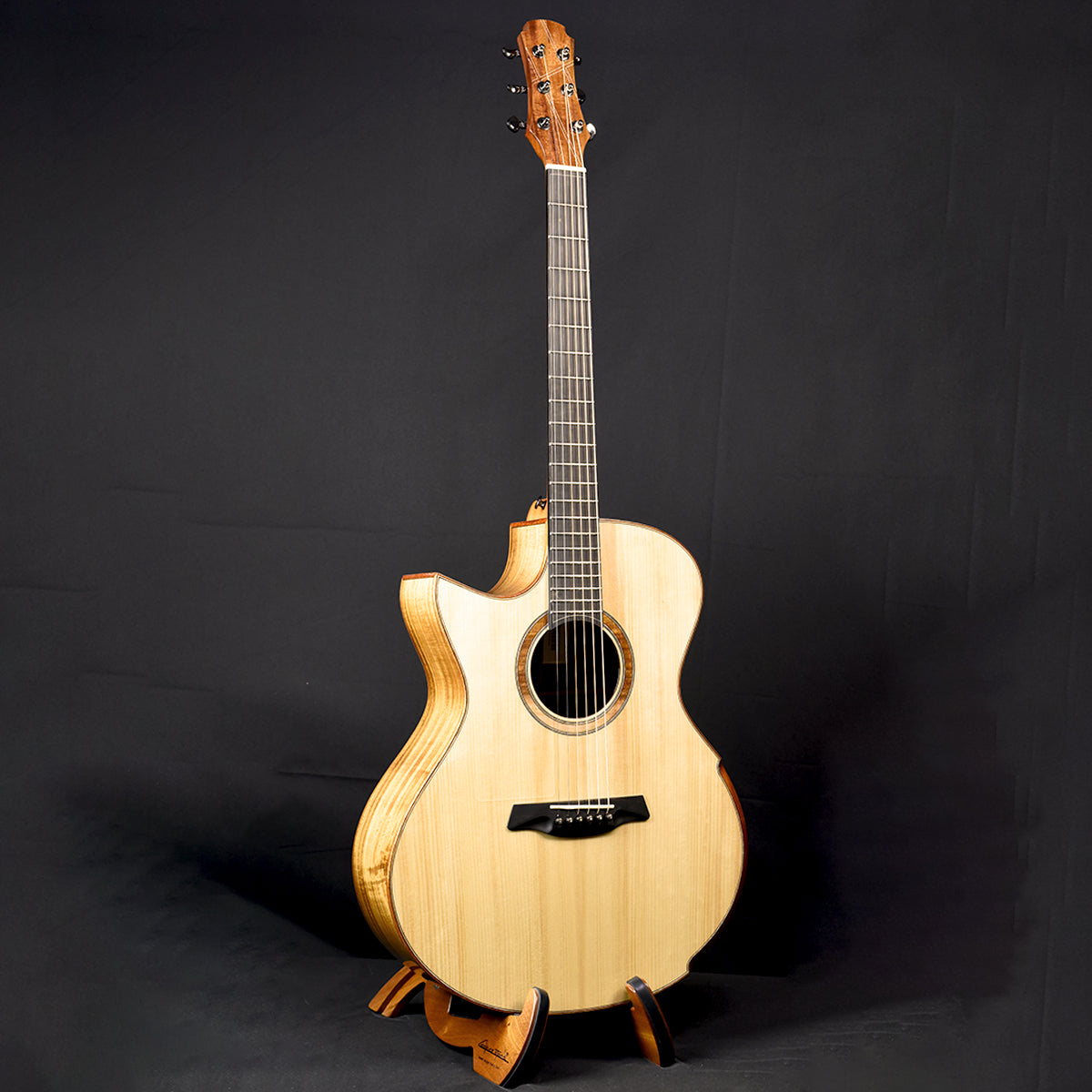 Black Label | MJ Adirondack Pacific Koa Lefty