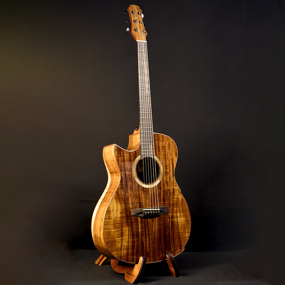 Black Label | Deep OM Full Pacific Koa -