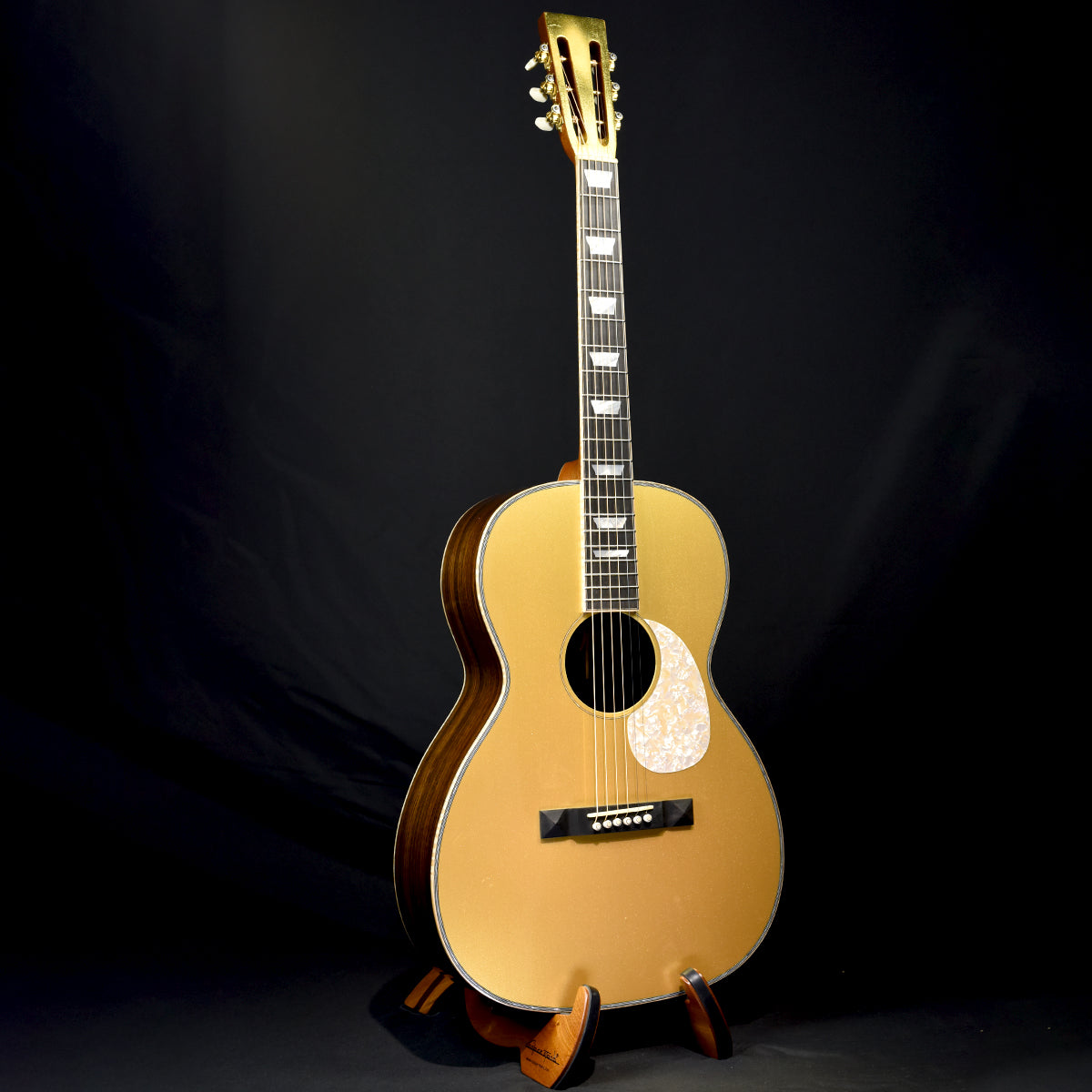 Red Label | OO Adirondack Indian Rosewood | Slotted Headstock Gold Top