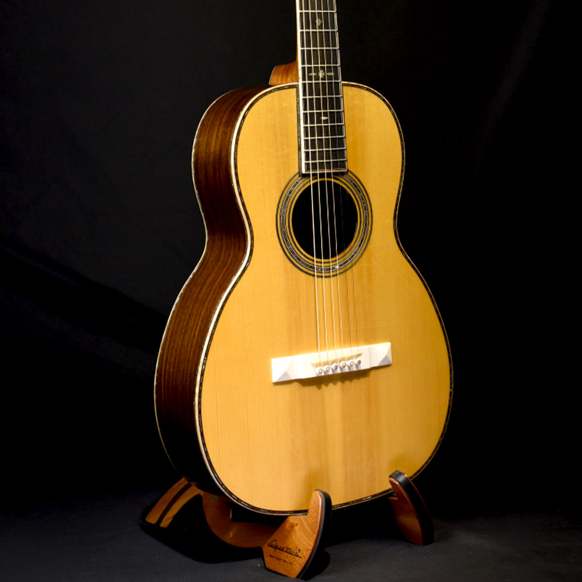 Red Label O Torrefied Sitka with Indian Rosewood, Slotted Headstock