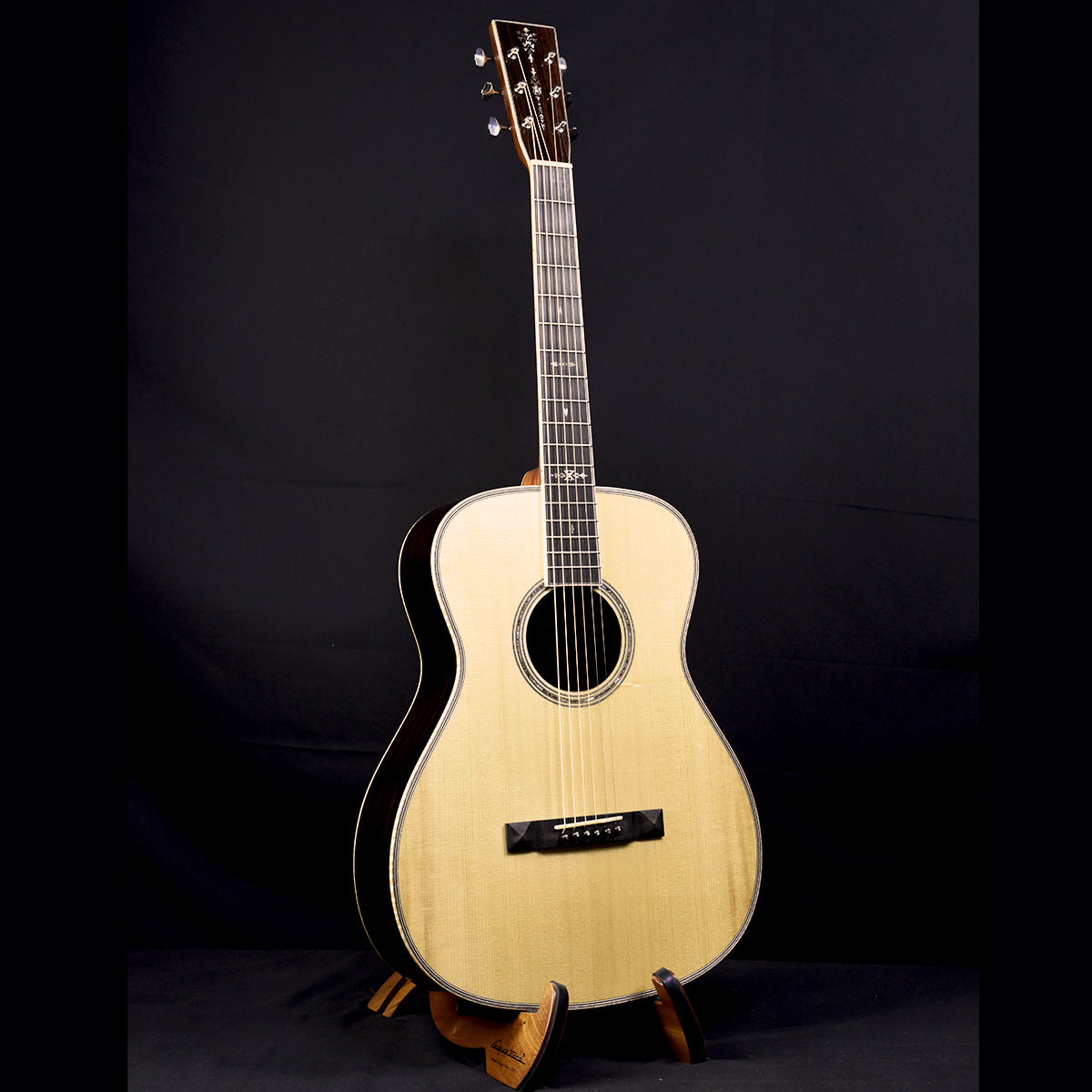 Red Label | OOO Short Scale Torrefied Adirondack Indian Rosewood