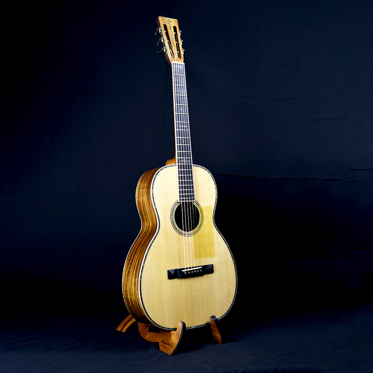 Red Label | O Torrefied Sitka Pacific Koa | Slotted Headstock Golden Era