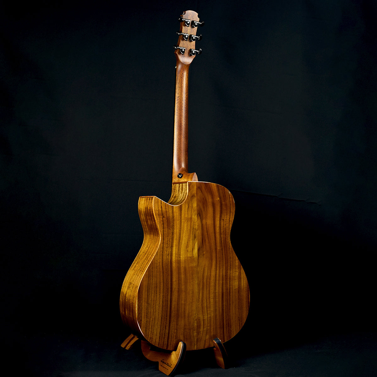 Black Label | Deep OM Red Cedar Pacific Koa