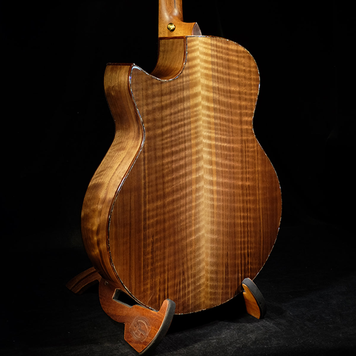 Blue Label | SJ Torrefied Adirondack Flamed Walnut Fan Fret | #158 TGS