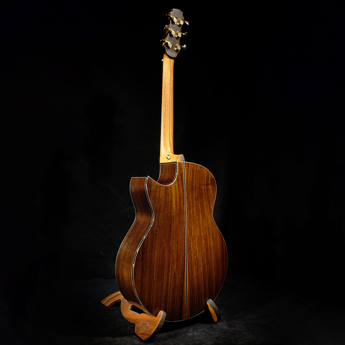 Blue Label | SJ Swiss Moon Indian Rosewood | #183 Hold