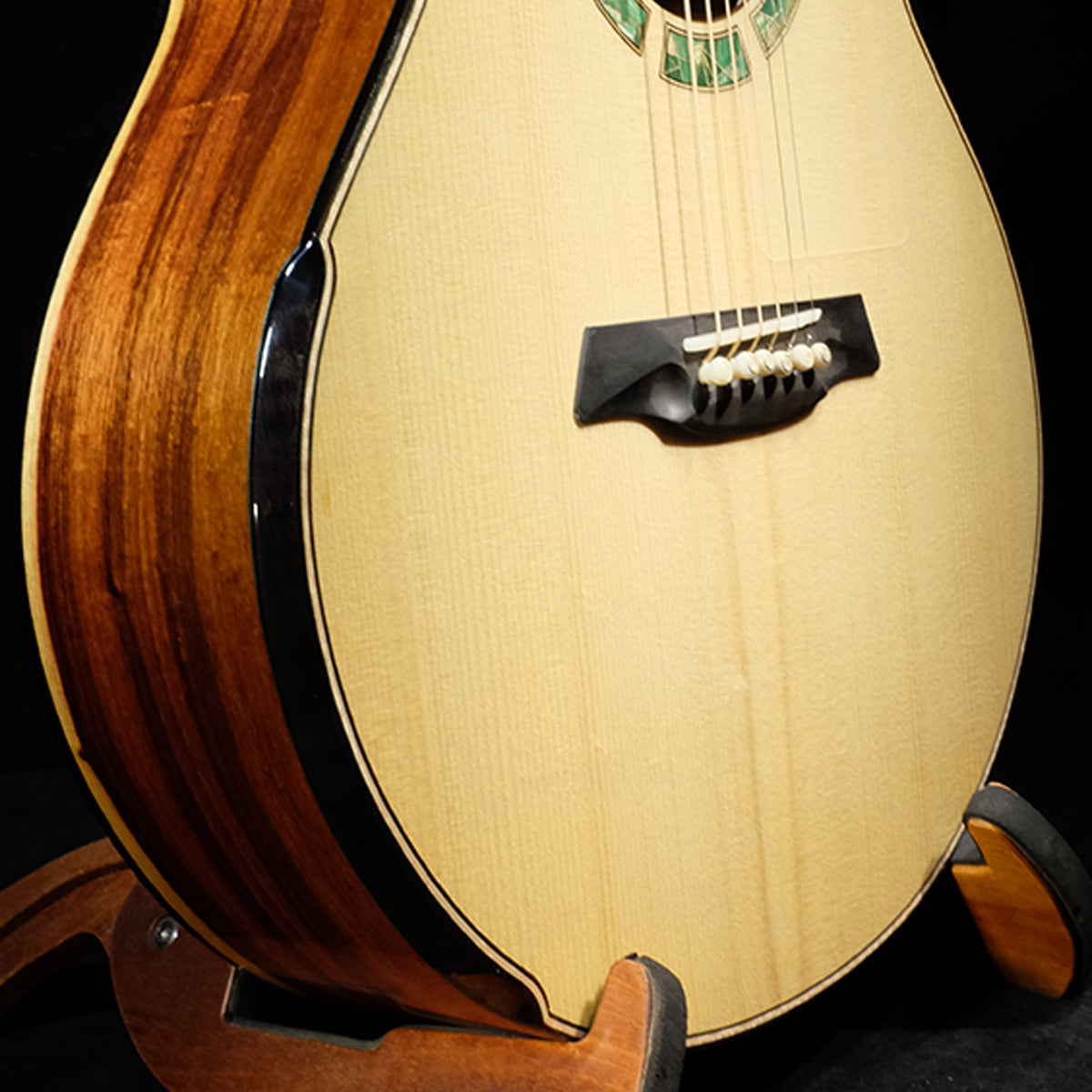 Blue Label | SJ Torrefied Adirondack Mexican Granadilo | #194 Hold