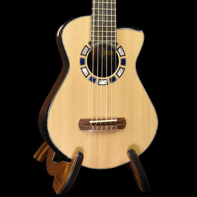 Green Label | Guitalele Sitka Spruce Indian Rosewood | Hold