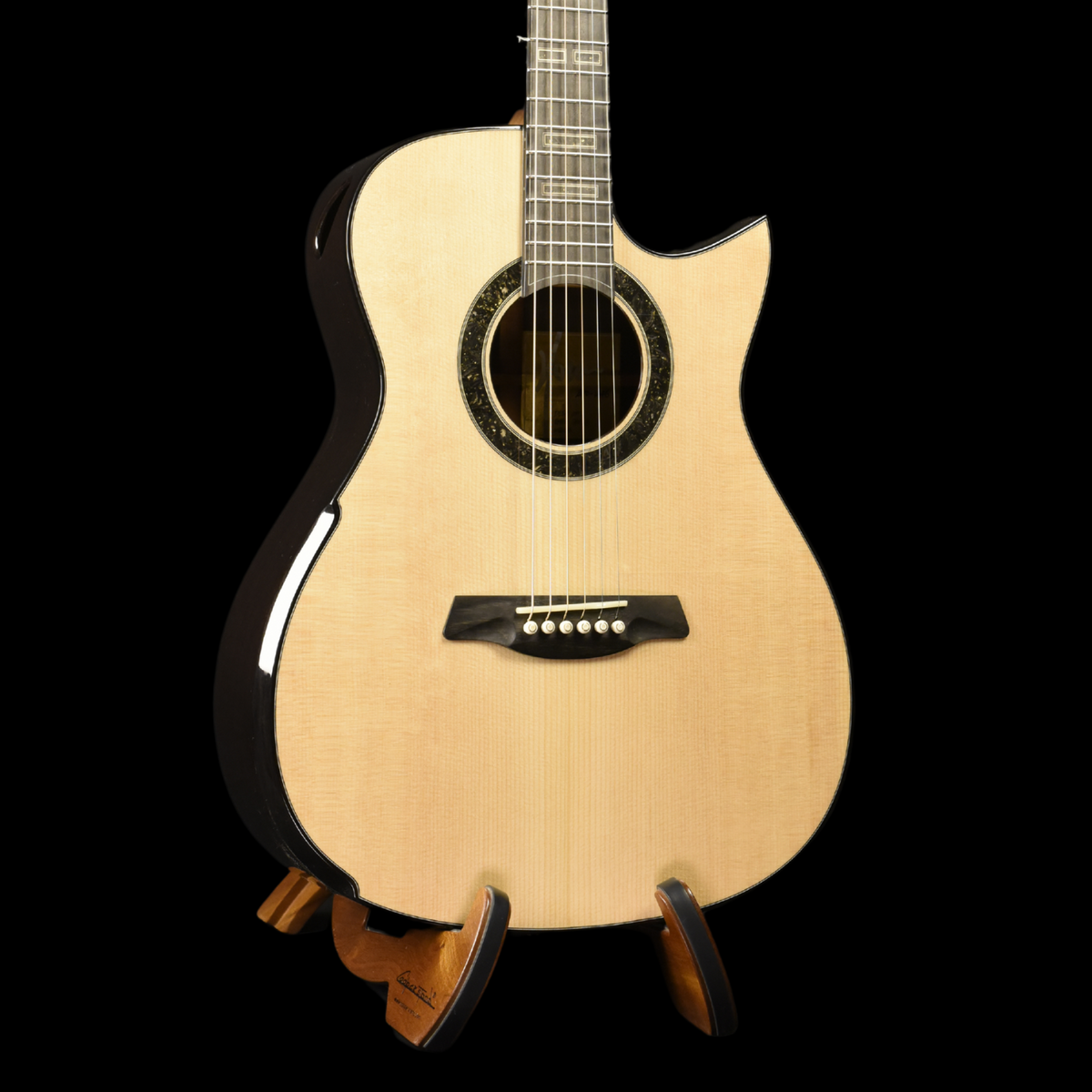 Gold Label | Deep OM Sitka Spruce Wenge