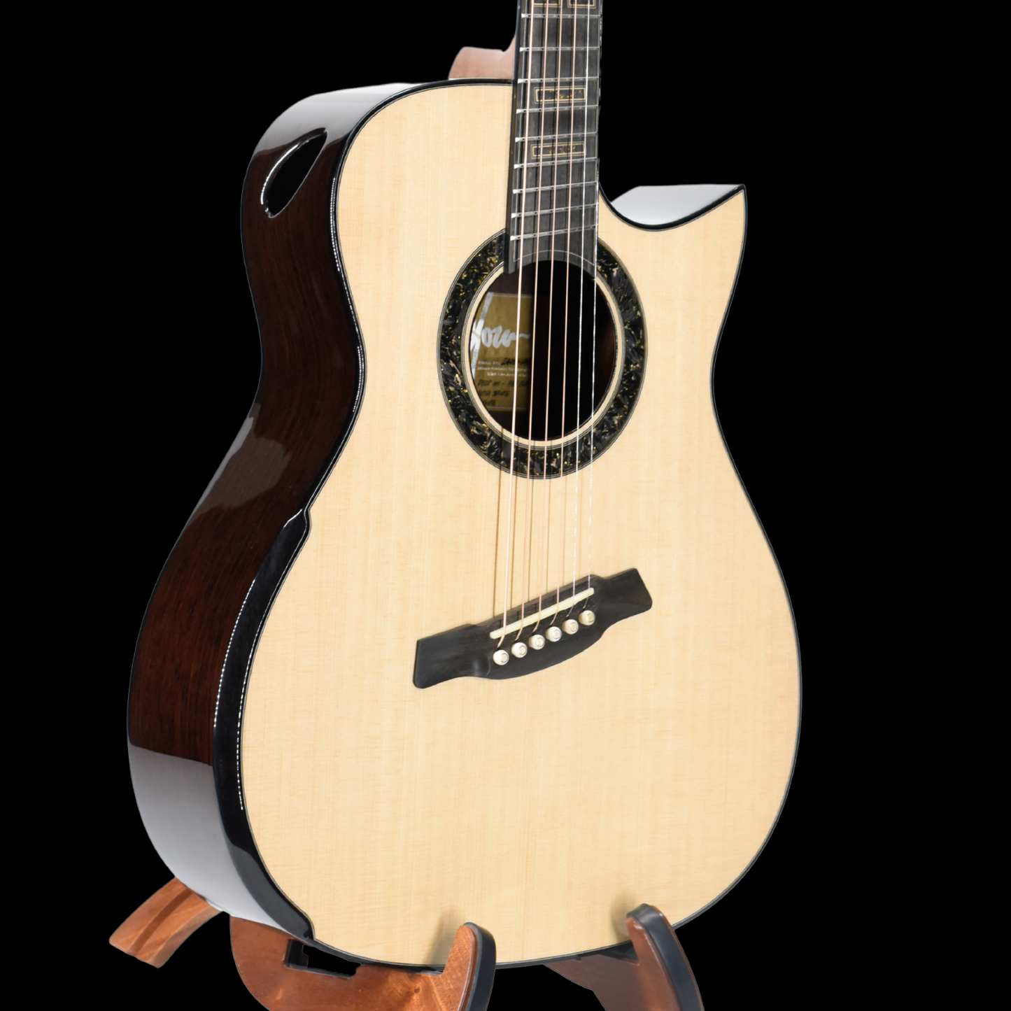 Gold Label | Deep OM Sitka Spruce Wenge Fanned Fret | Hold