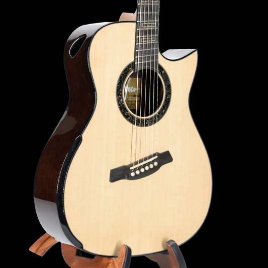 Gold Label | Deep OM Sitka Spruce Wenge Fanned Fret | Hold