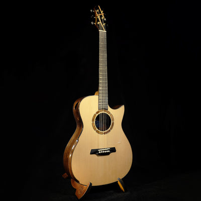 Blue Label | Deep OM Sitka Madagascar Rosewood | #21 Hold