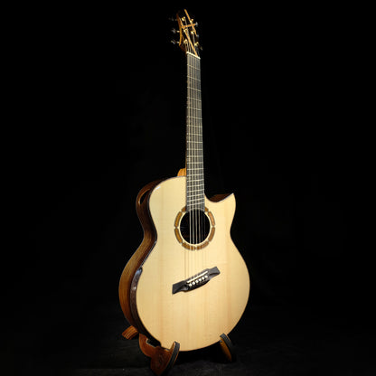 Blue Label | SJ Swiss Moon Madagascar Rosewood Fan Fret | #24 Hold