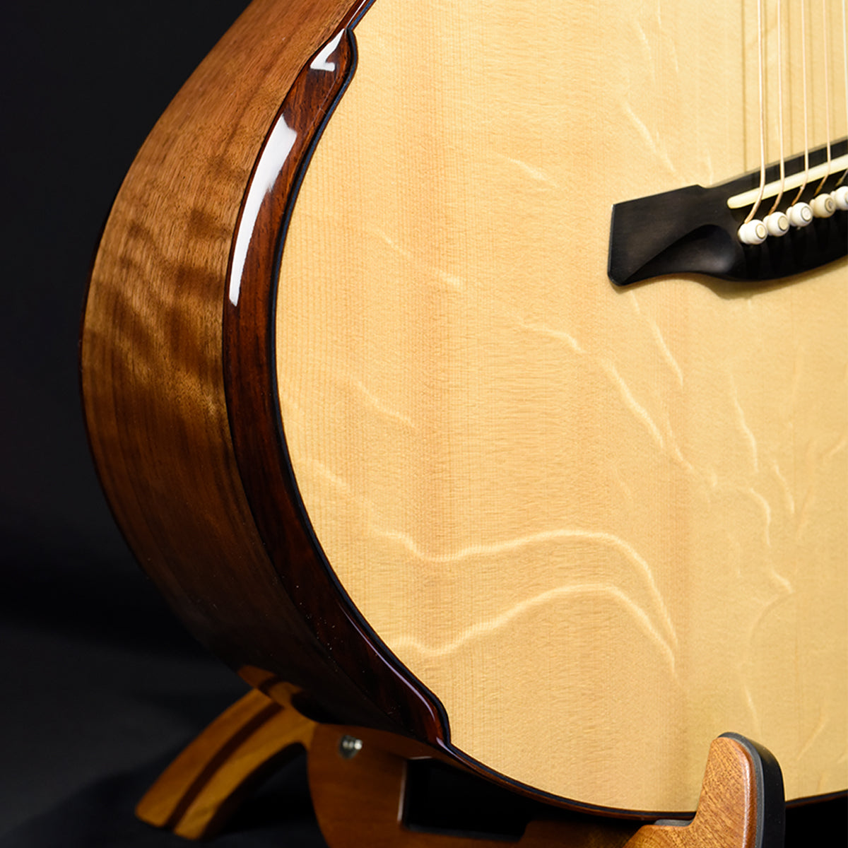 Blue Label | MJ Torrefied Swiss Flamed Walnut #141 | Fan Fret Hold