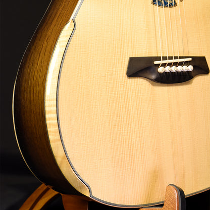 Blue Label | Deep OM Adirondack Ancient Bog Oak #151 | Hold