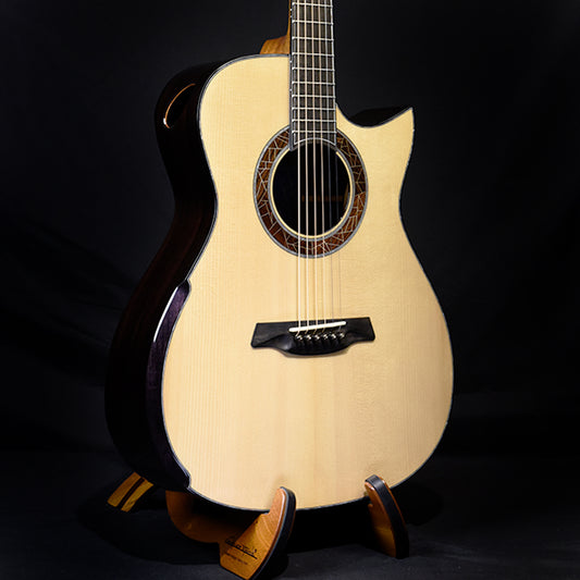 Blue Label | Deep OM Swiss Moon Indian Rosewood Falcate | #220 Hold