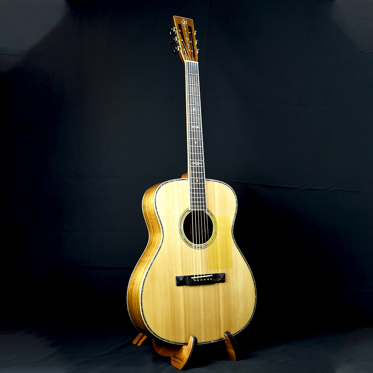 Red Label | OM Torrefied Sitka Pacific Koa | Slotted Headstock Golden Era