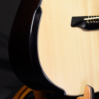 Blue Label | MD Torrefied Swiss Moon African Blackwood | #229 Hold