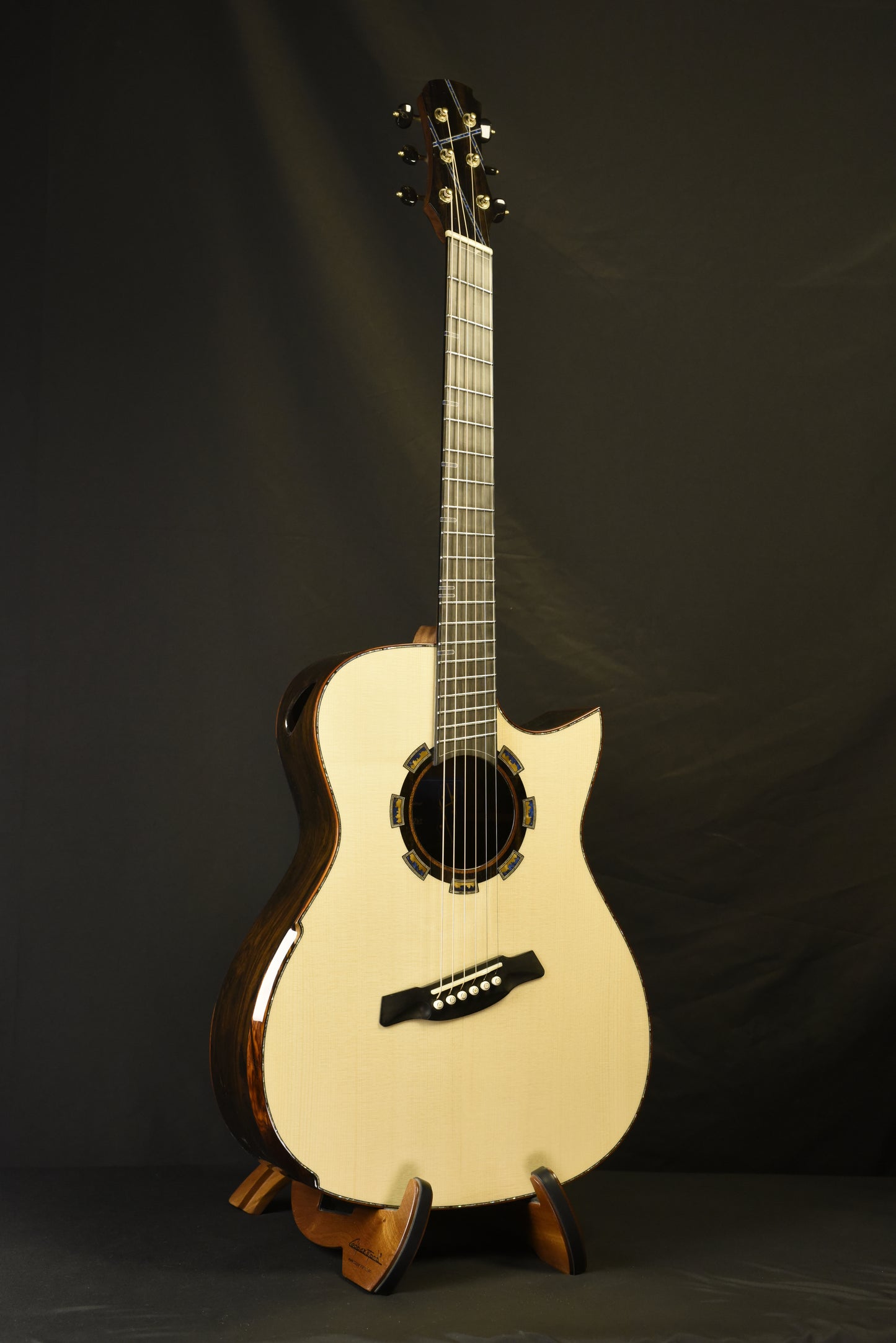 Blue Label | Deep OM Swiss Spruce Mexican Ziricote | #282 | Fan Fret