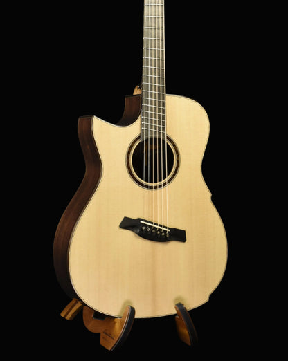 Black Label | Deep OM Torrified Sitka Spruce Indian Rosewood -