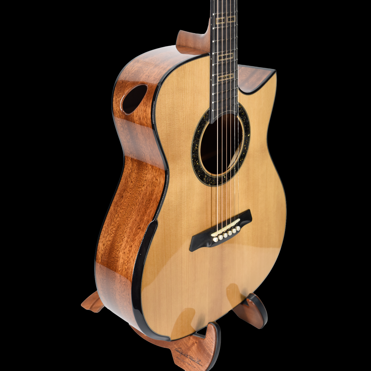 Gold Label | Deep OM Adirondack Mahogany Non-Fanned Fret