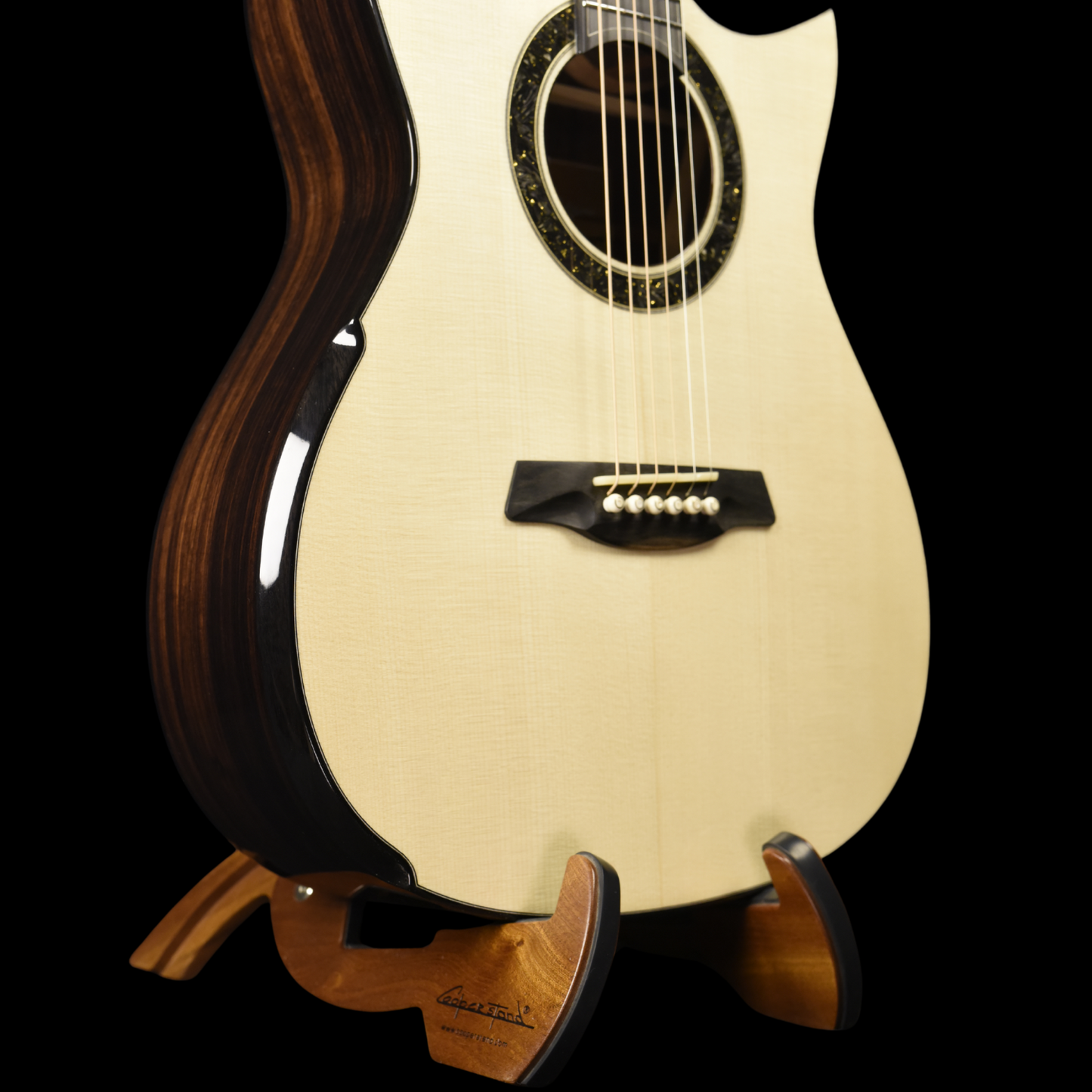 Gold Label | MD Swiss Moon Indian Rosewood  | Hold